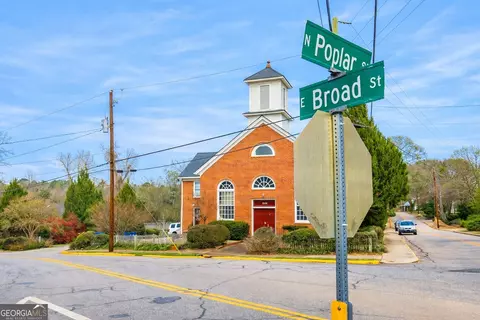 1295 E Broad St, Athens, GA 30601