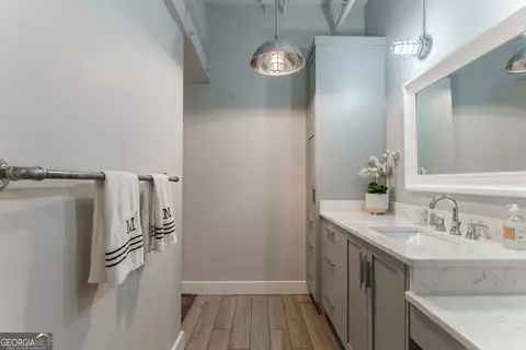 Bath - 1295 E Broad St, Athens, GA 30601 photo 3 of 4