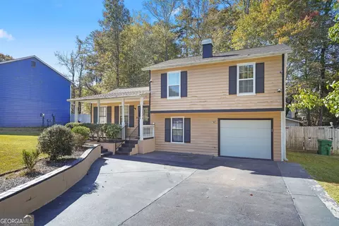 884 Forest Path, Stone Mountain, GA 30088