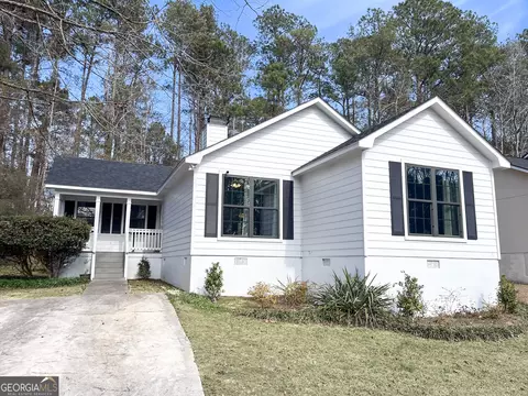 758 Friar Tuck Ln, Macon, GA 31220