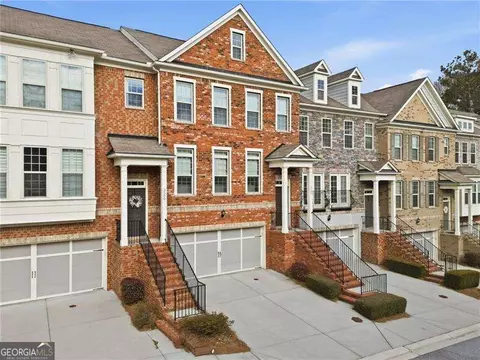 3582 Adelaide Xing, Brookhaven, GA 30319