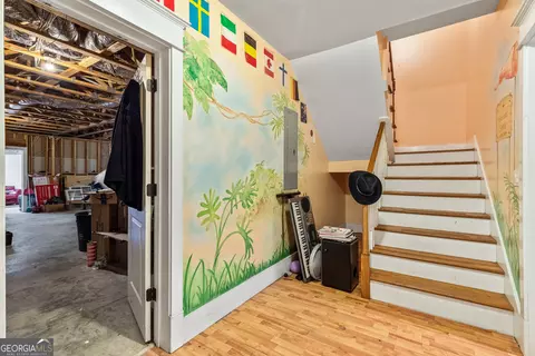 Entry Way - 357 Shady Creek Trl, Williamson, GA 30292 photo 7 of 8