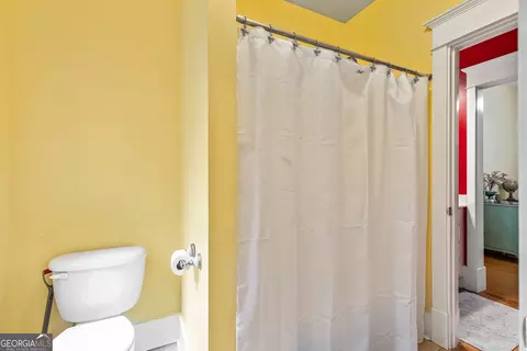 Bath - 357 Shady Creek Trl, Williamson, GA 30292 photo 7 of 9