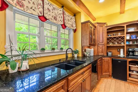 Kitchen - 357 Shady Creek Trl, Williamson, GA 30292 photo 1 of 6