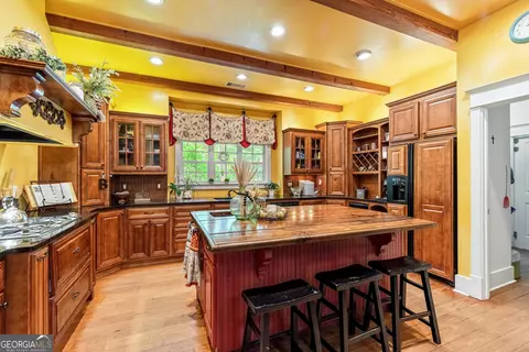 Kitchen - 357 Shady Creek Trl, Williamson, GA 30292 photo 2 of 6