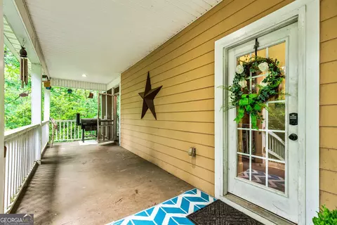 Exterior - 357 Shady Creek Trl, Williamson, GA 30292 photo 4 of 14