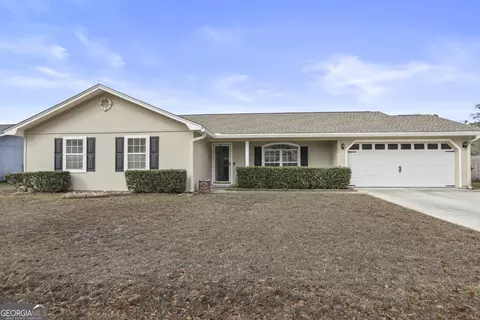 106 Piper Cv, Saint Marys, GA 31558