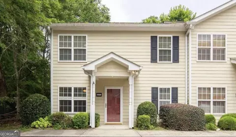 1199 Riverside Ter, Gainesville, GA 30501