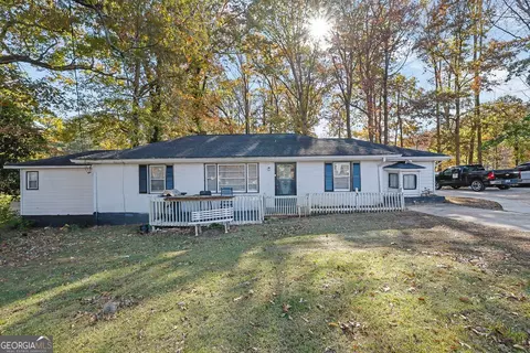 804 Rowland Rd, Stone Mountain, GA 30083
