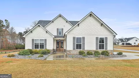 153 N Cove Dr, Newnan, GA 30263