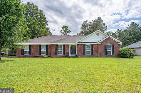 410 Joshua Cir, Ellabell, GA 31308