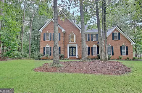 125 Oak Knl, Fayetteville, GA 30214