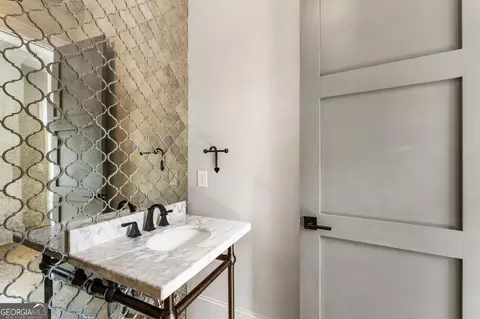 Bath - 1530 Redd Rd, Milton, GA 30004 photo 1 of 13