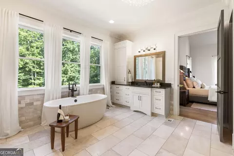 Bath - 1530 Redd Rd, Milton, GA 30004 photo 3 of 13