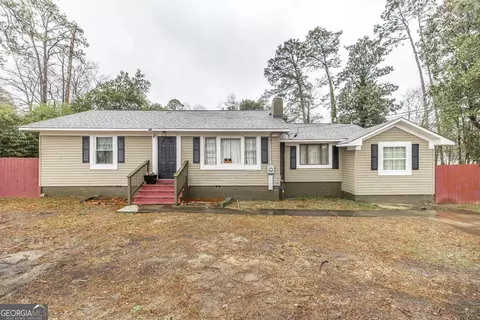 3743 Hitchcock Rd, Macon, GA 31217