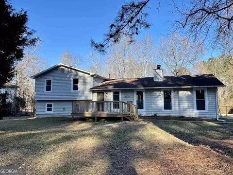 2211 Sharpsburg Mccullum Rd, Newnan, GA 30265