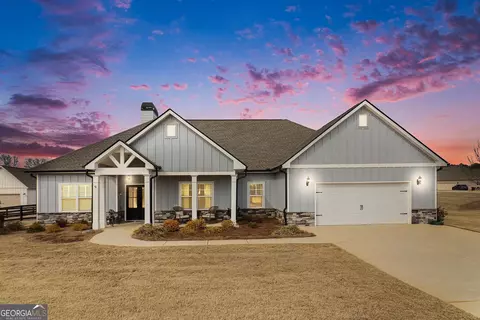 9 Union St, Newnan, GA 30263