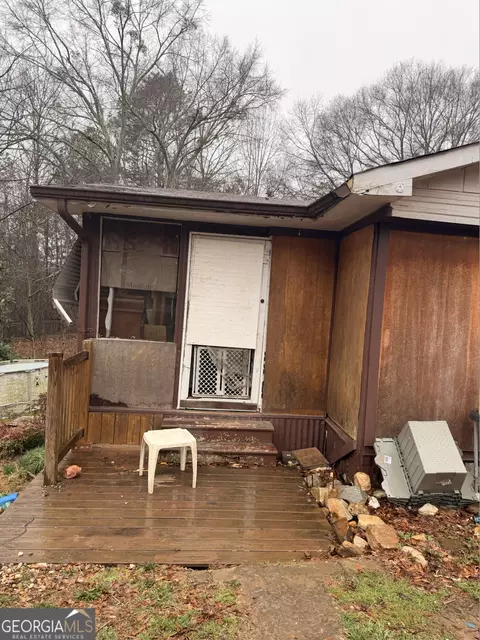 Exterior - 258 Persimmon St, Toccoa, GA 30577 photo 3 of 6