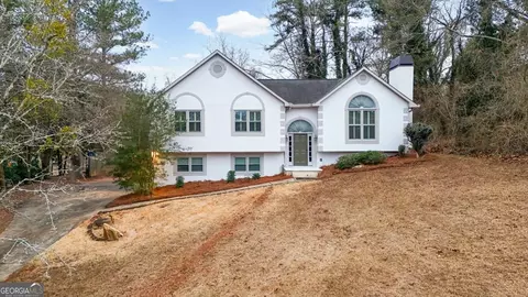325 Almon Rd, Carrollton, GA 30117