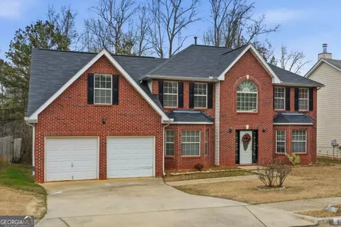 645 Wildboar Ct, Fairburn, GA 30213