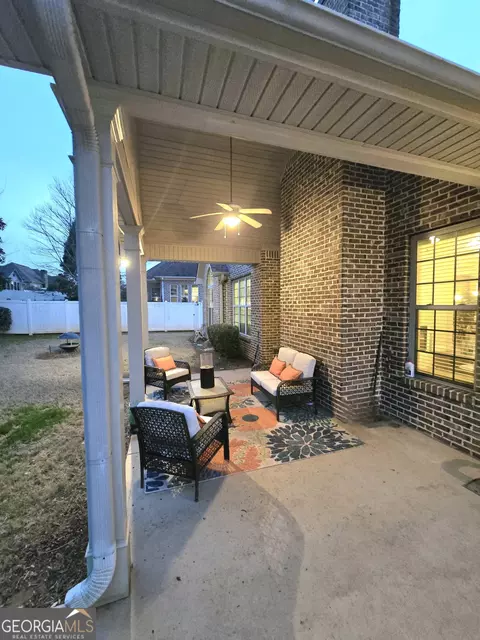 Exterior - 412 Brandy Ln, Mcdonough, GA 30253 photo 4 of 6