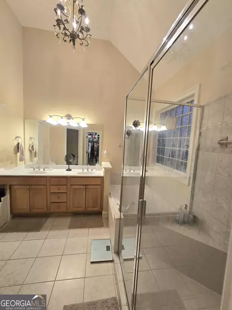 Bath - 412 Brandy Ln, Mcdonough, GA 30253 photo 3 of 7
