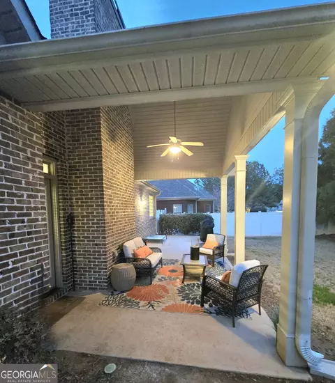 Exterior - 412 Brandy Ln, Mcdonough, GA 30253 photo 3 of 6