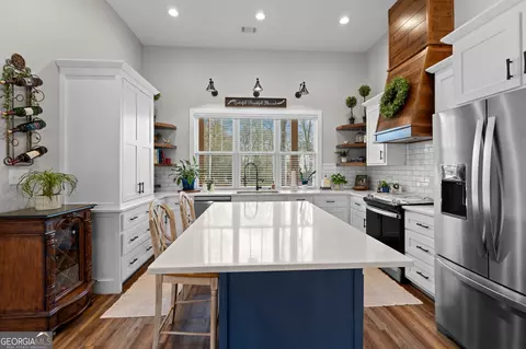 Kitchen - 306 Old Windmill Rd, Perry, GA 31069 photo 1 of 6