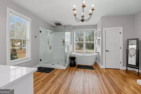 Bath - 306 Old Windmill Rd, Perry, GA 31069 photo 1 of 11