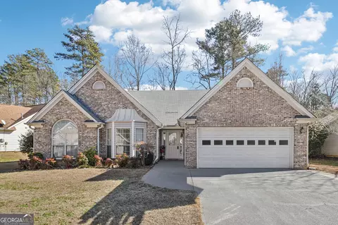 220 Halbert Ct, Lawrenceville, GA 30044