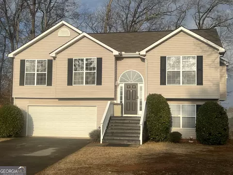 97 Kensington Ct, Commerce, GA 30529