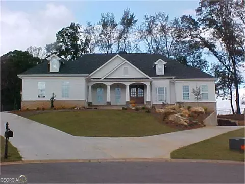 410 Caldwell Ln, Hoschton, GA 30548