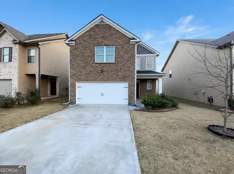 2611 Lovejoy Crossing Dr, Hampton, GA 30228