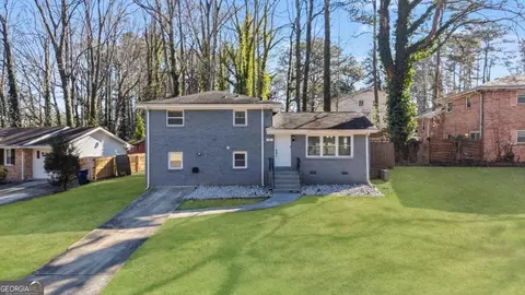 1918 Valley Ridge Dr SW, Atlanta, GA 30331