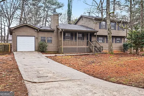 2895 Woodhollow Ln, Jonesboro, GA 30236