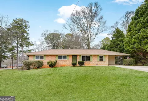 3924 Barr Cir, Tucker, GA 30084