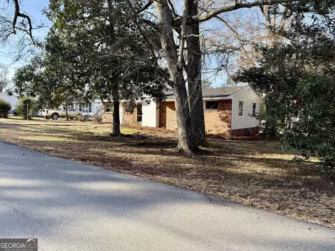 609 Hillcrest Dr, Thomson, GA 30824 photo 3