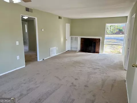 609 Hillcrest Dr, Thomson, GA 30824 photo 5