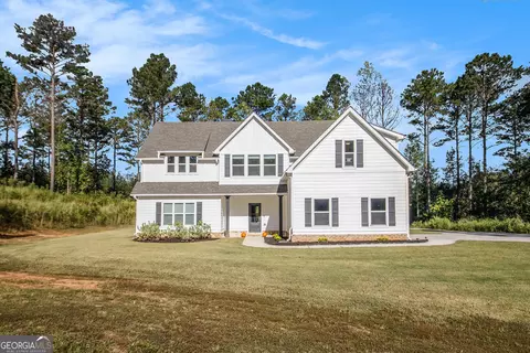 196 Beavers Rd, Grantville, GA 30220