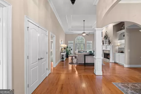 Entry Way - 110 Wickham Dr, Tyrone, GA 30290 photo 2 of 4