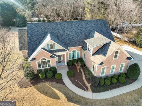 Exterior - 110 Wickham Dr, Tyrone, GA 30290 photo 4 of 7