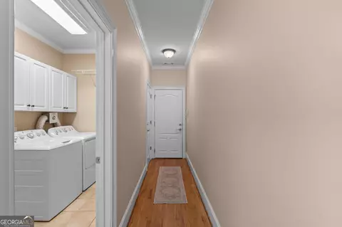 Entry Way - 110 Wickham Dr, Tyrone, GA 30290 photo 3 of 4