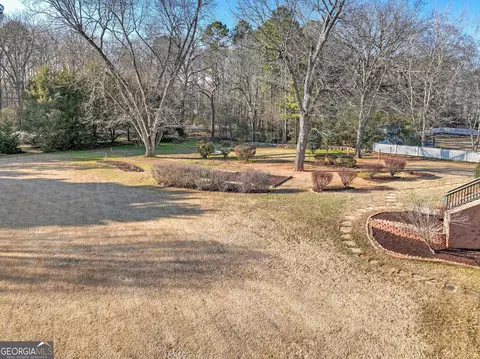 Exterior - 110 Wickham Dr, Tyrone, GA 30290 photo 3 of 7