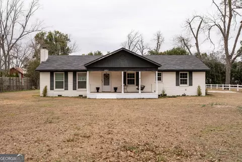 901 E Waring St, Waycross, GA 31501