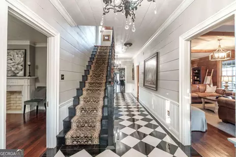 Entry Way - 7527 Highway 326, Commerce, GA 30530 photo 2 of 7
