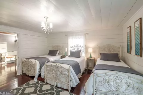 Bedroom - 7527 Highway 326, Commerce, GA 30530 photo 5 of 13