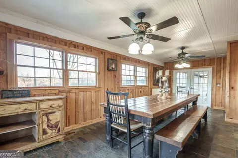 Dining - 7527 Highway 326, Commerce, GA 30530 photo 7 of 8
