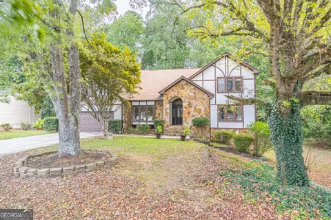 3142 Brooks Dr, Snellville, GA 30078