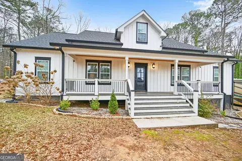 642 Johnson Rd, Oxford, GA 30054