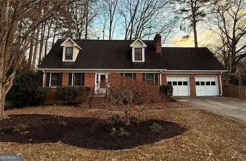 3147 Caintal Ct, Decatur, GA 30033